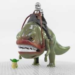 star-wars-mandalorian-tames-blurrg-baby-yoda-minifigure-set-of-3pcs