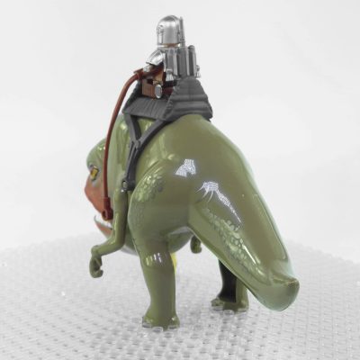 star-wars-mandalorian-tames-blurrg-baby-yoda-minifigure-set-of-3pcs