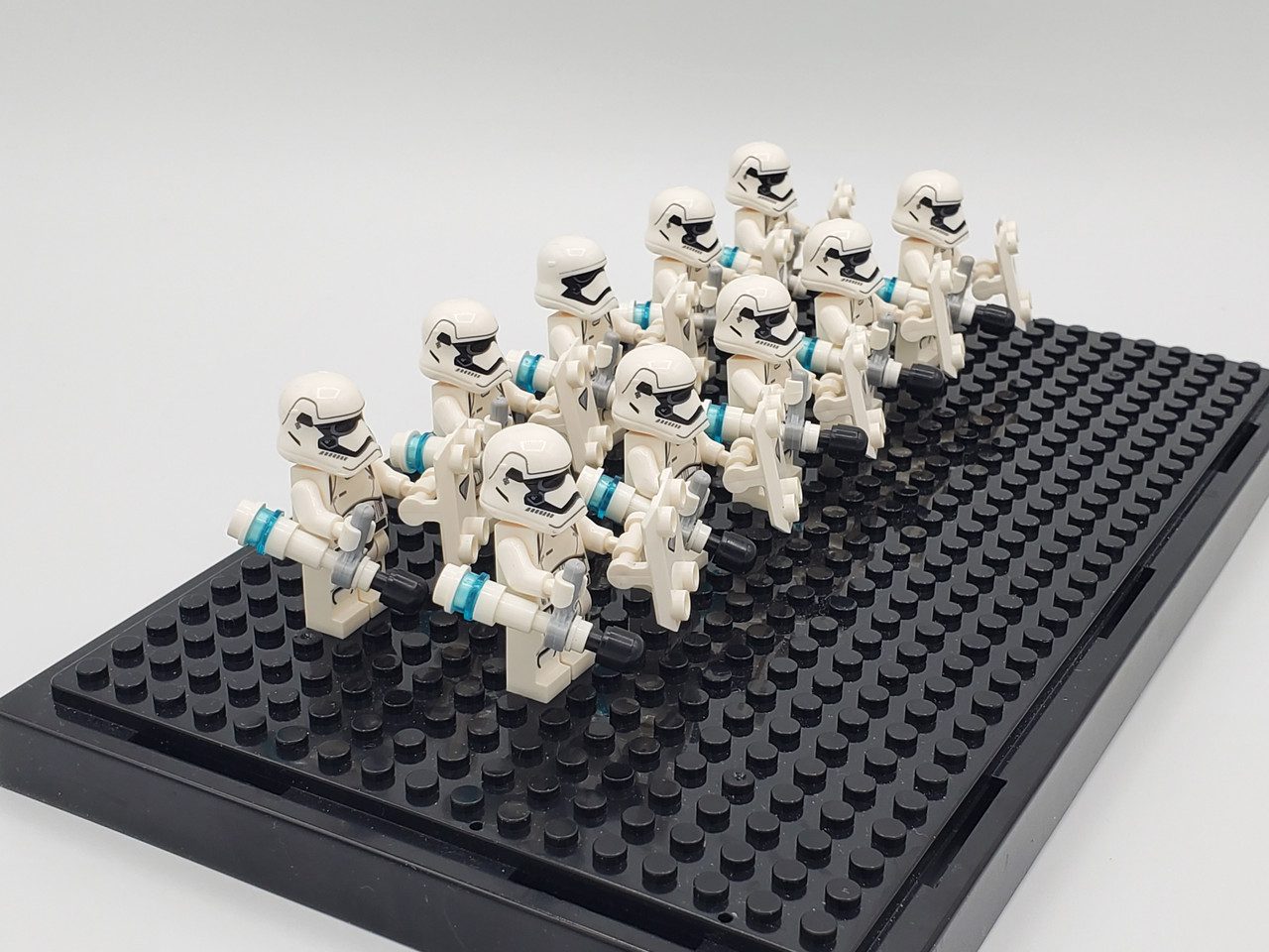 star-wars-riot-control-stormtrooper-minifigure-set-of-10pcs