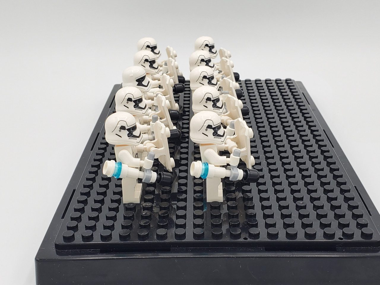star-wars-riot-control-stormtrooper-minifigure-set-of-10pcs