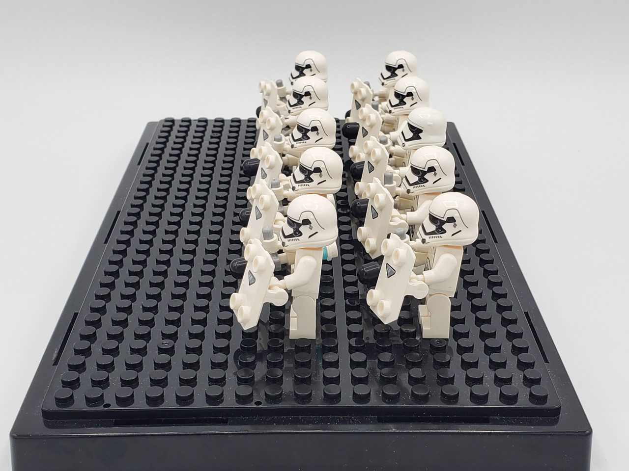 star-wars-riot-control-stormtrooper-minifigure-set-of-10pcs