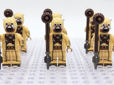 star-wars-tusken-raiders-with-gaderffii-stick-minifigure-set