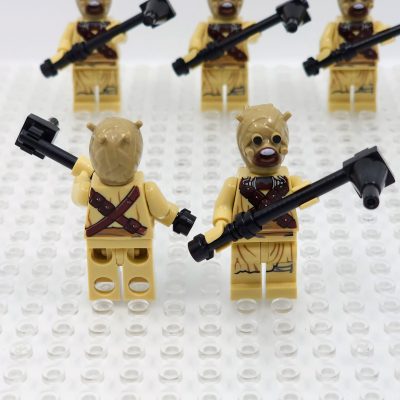 star-wars-tusken-raiders-with-gaderffii-stick-minifigure-set