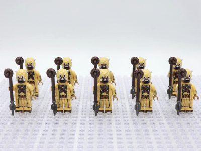 star-wars-tusken-raiders-with-gaderffii-stick-minifigure-set