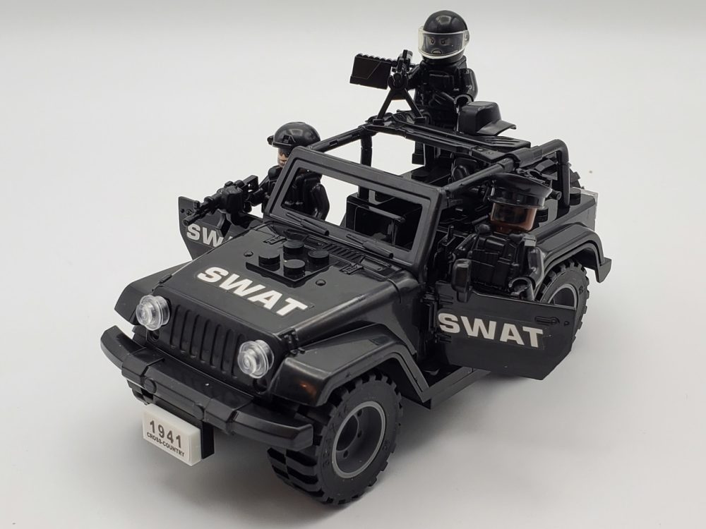 swat-team-and-jeep-moc-building-set-with-12pcs-minifigures-and-assortment-of
