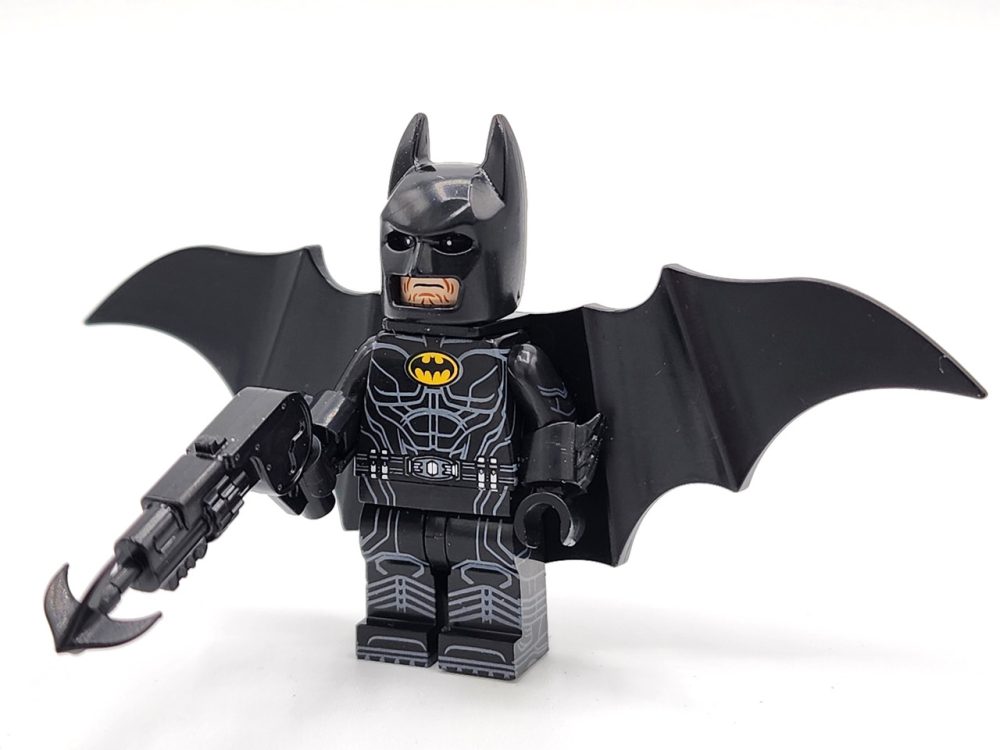 The Batman 2022 & Alfred Batman Minifigure Set 2pcs - Image 5