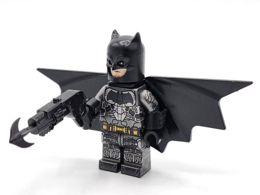 The Batman 2022 & Alfred Batman Minifigure Set 2pcs - Image 3
