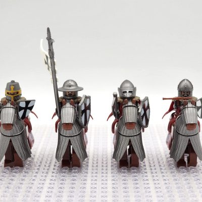 tripoli-mounted-knights-armored-warhorse-minifigure-set