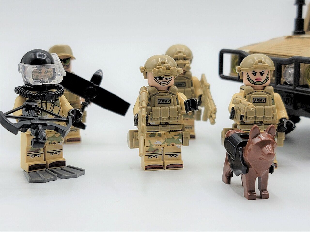 us-marines-humvee-patrol-minifigure-set-of-12pcs-with-humvee