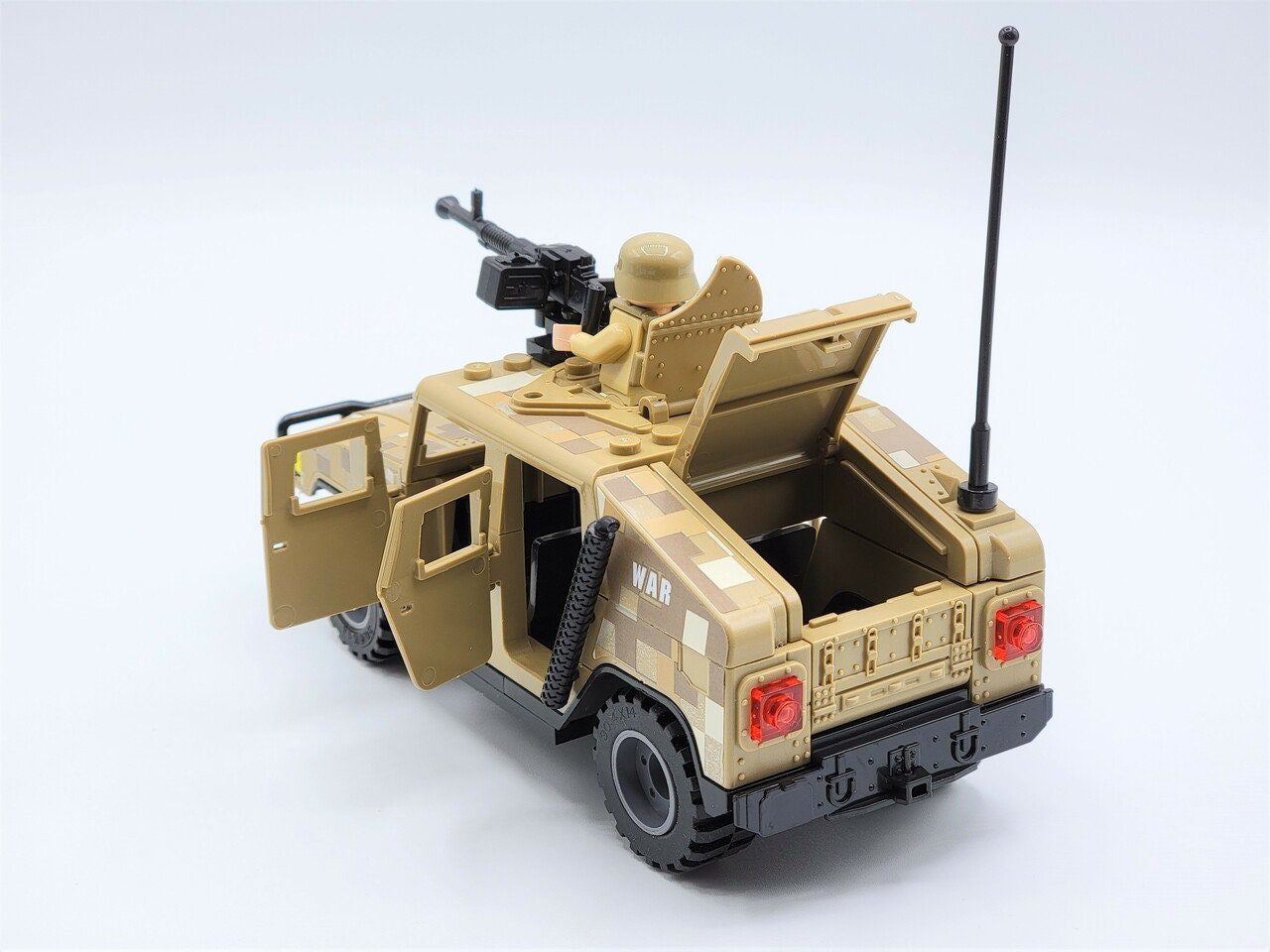 us-marines-humvee-patrol-minifigure-set-of-12pcs-with-humvee