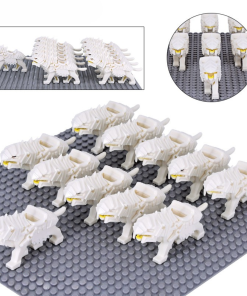 Lord of the Rings Armored Wargs (White) Minifigure Set