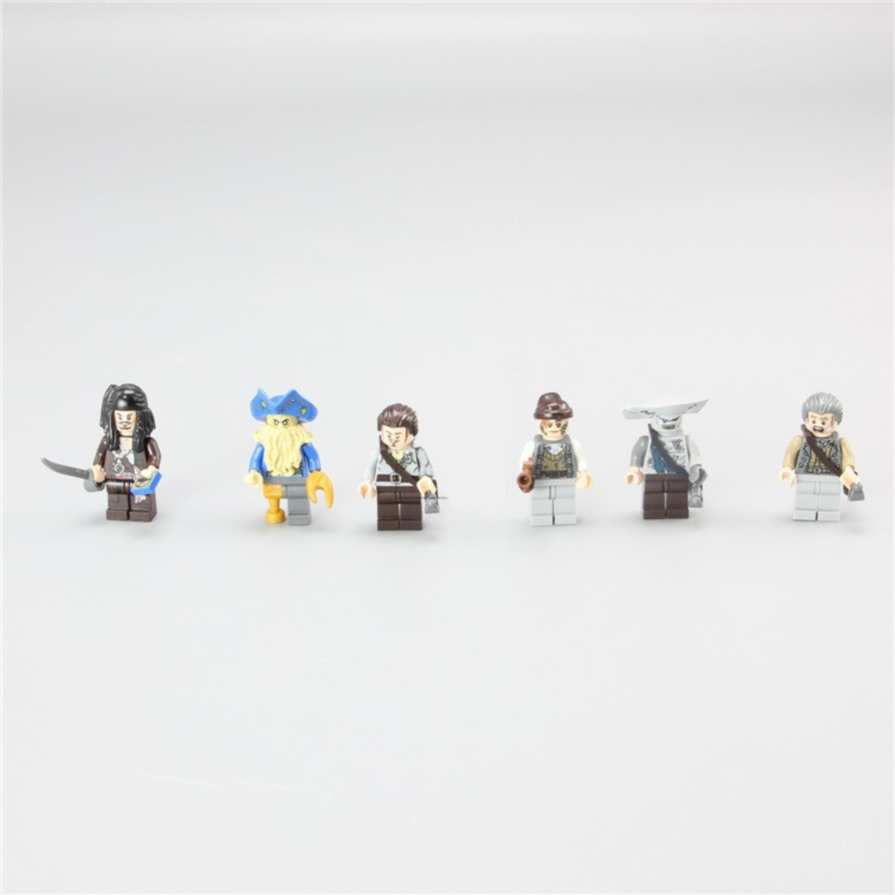 Pirates of Caribbean Black Pearl Pirate Ship MOC Set - Image 2