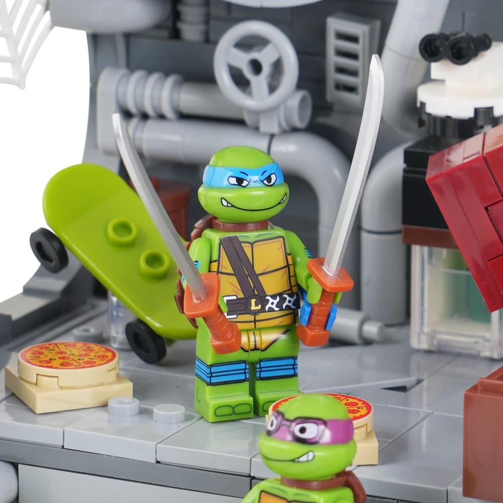 Teenage Mutant Ninja Turtles Sewer Lair MOC Set - Image 3